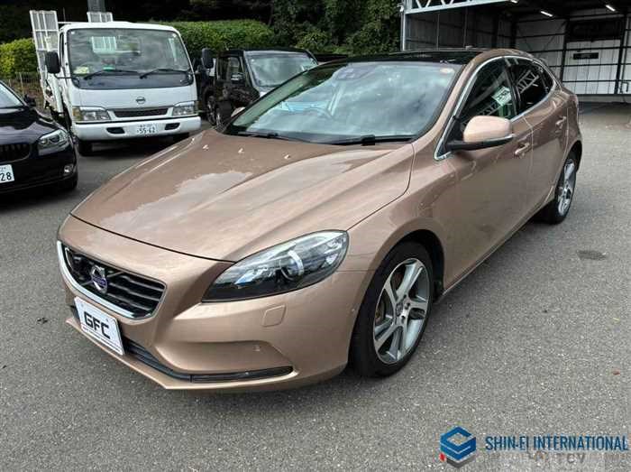 2016 Volvo V40