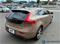2016 Volvo V40