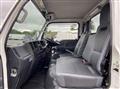 2025 Isuzu Elf