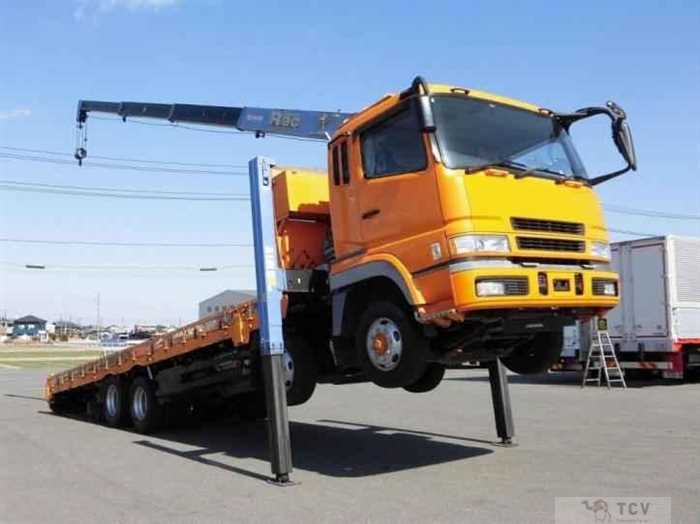 2005 Mitsubishi Super Great
