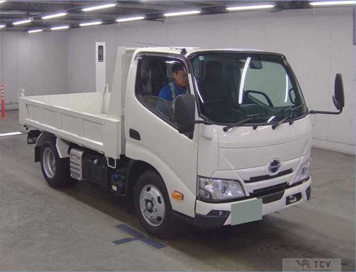2026 Hino Dutro