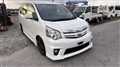 2010 Toyota Noah