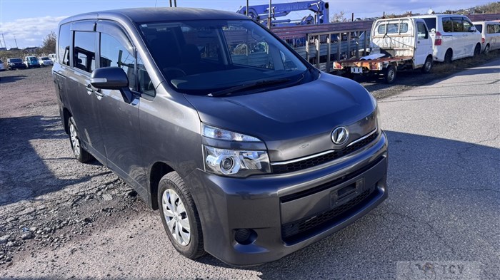 2010 Toyota Voxy