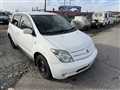 2004 Toyota IST