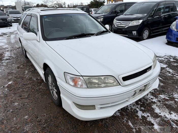 1998 Toyota Mark II Qualis