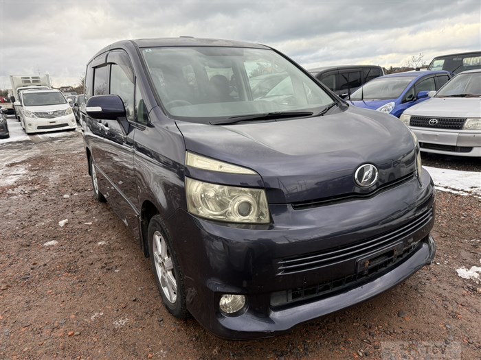 2008 Toyota Voxy