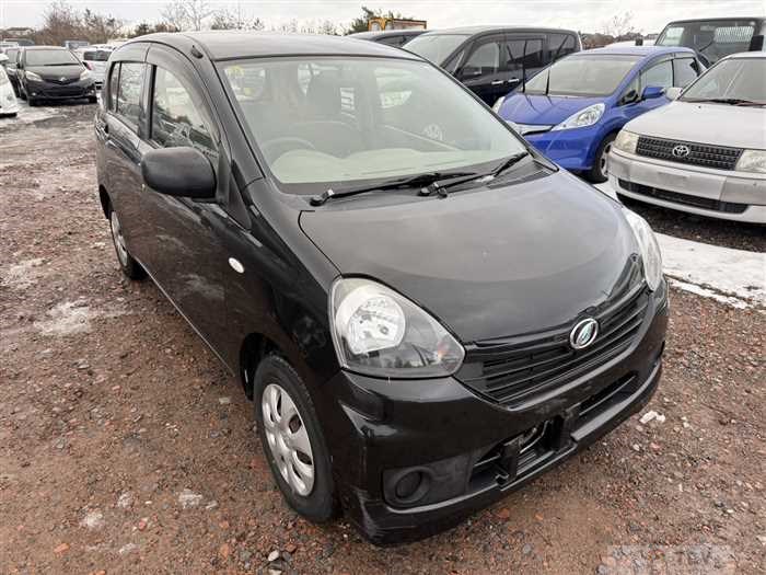 2014 Daihatsu Mira Es