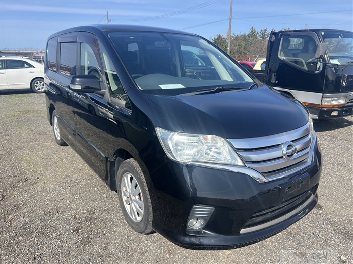 2011 Nissan Serena