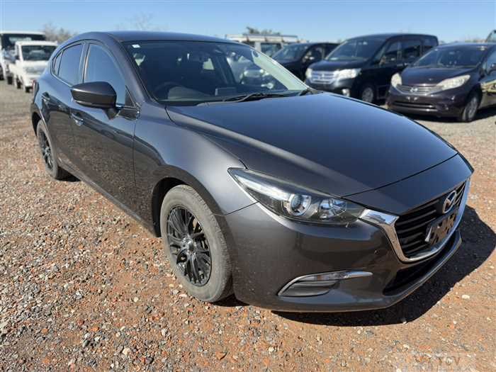 2016 Mazda Axela