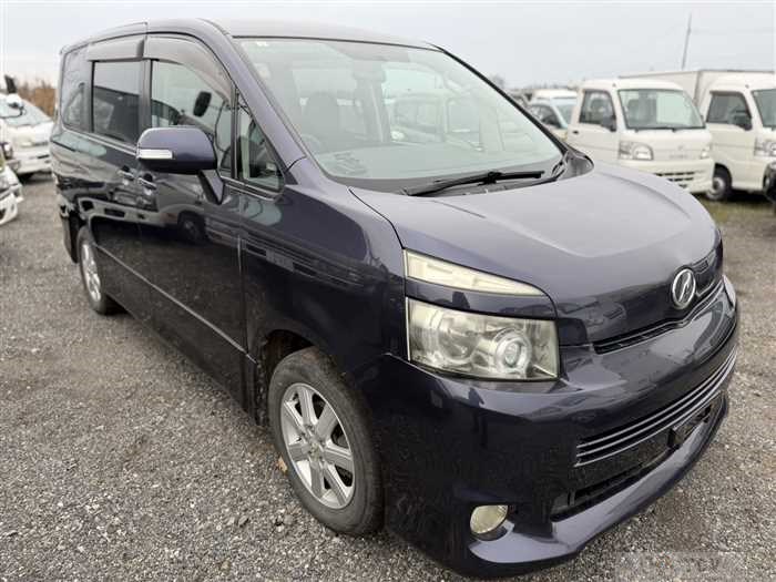 2007 Toyota Voxy
