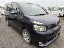 2007 Toyota Voxy