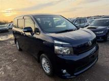 2010 Toyota Voxy