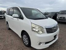 2011 Toyota Noah