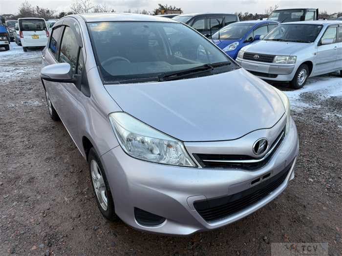2011 Toyota Vitz