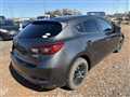 2016 Mazda Axela