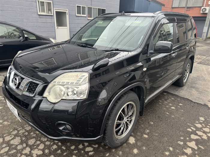 Nissan X-Trail 2011 photo 2