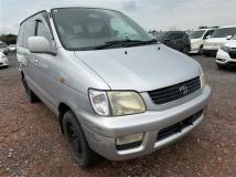 2001 Toyota Noah