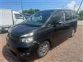 2013 Toyota Voxy