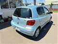 2004 Toyota Vitz