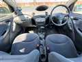 2004 Toyota Vitz