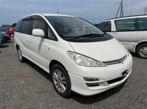 2005 Toyota Estima T
