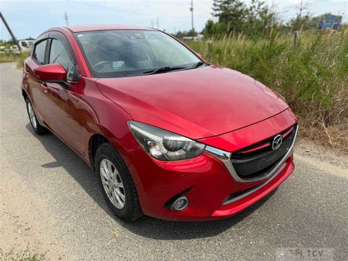 2016 Mazda Demio
