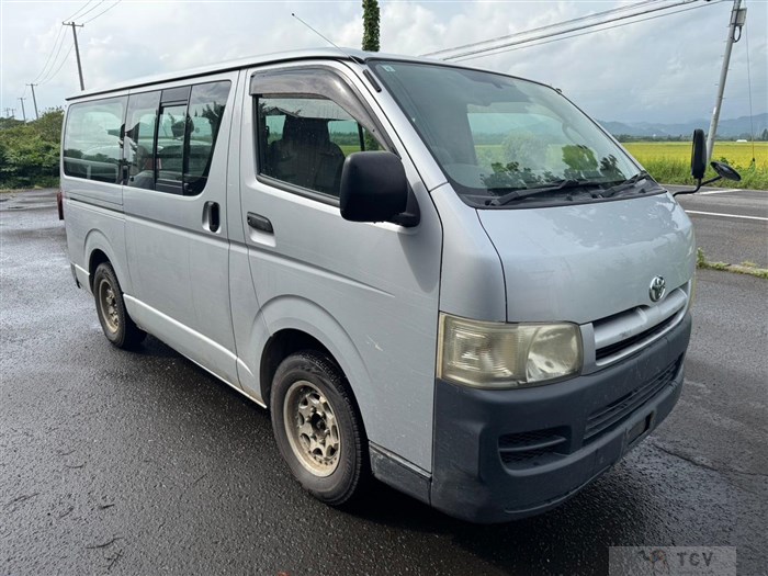 2006 Toyota Hiace Van