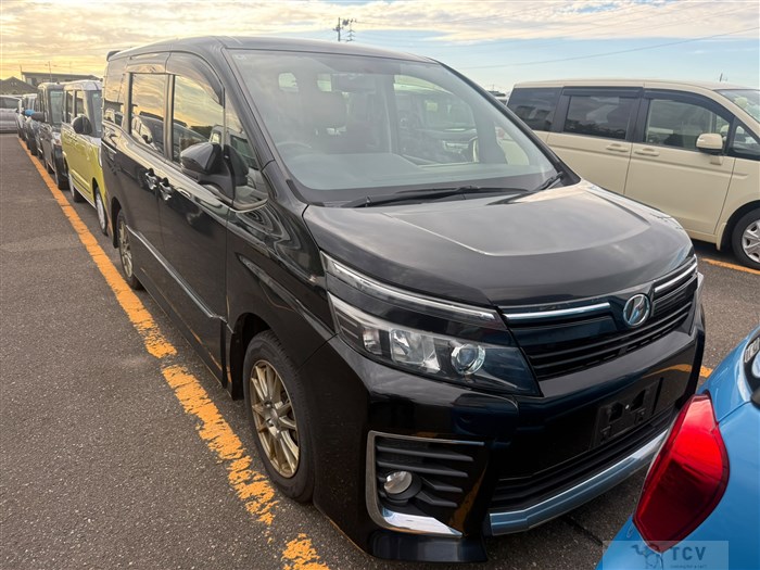 2014 Toyota Voxy