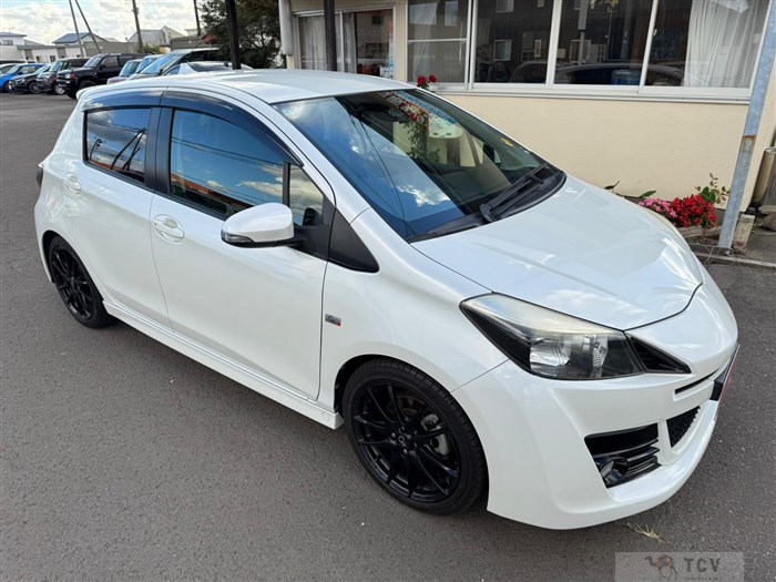 2015 Toyota Vitz