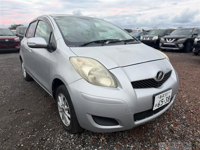 2010 Toyota Vitz