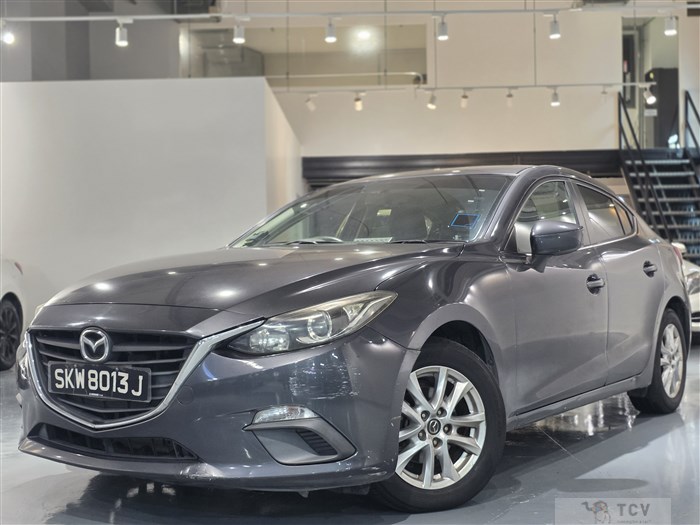 2015 Mazda Axela