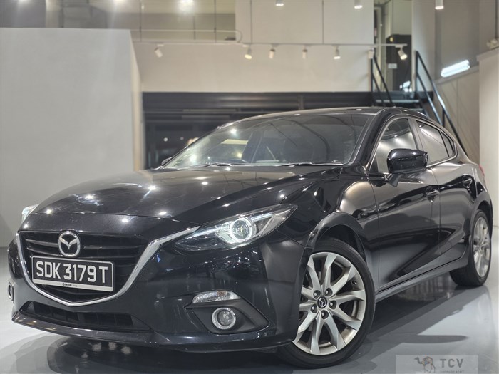 2015 Mazda Axela