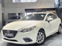2016 Mazda Axela
