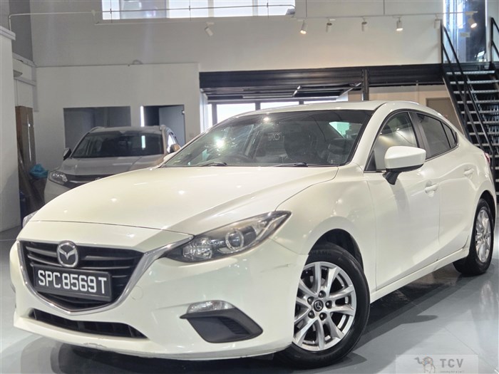 2016 Mazda Axela