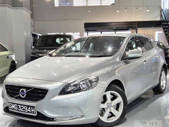 2016 Volvo V40