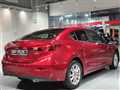 2016 Mazda Axela
