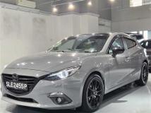2016 Mazda Axela