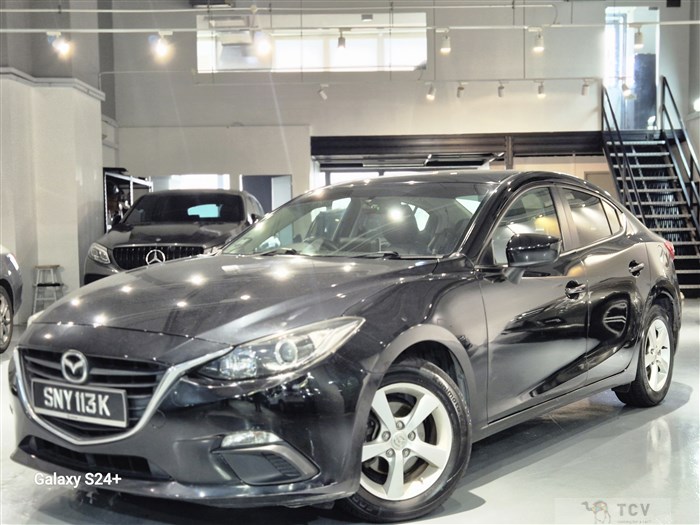 2016 Mazda Axela