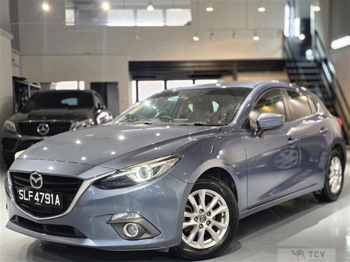 2016 Mazda Axela