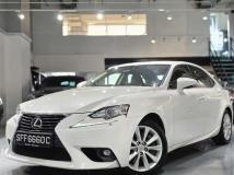 2016 Toyota LS