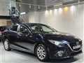 2016 Mazda Axela