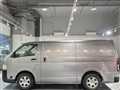 2006 Toyota Hiace