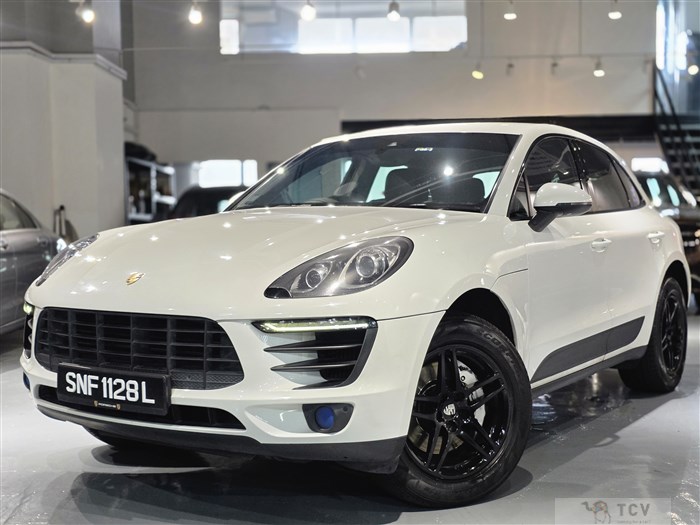 2016 Porsche Macan