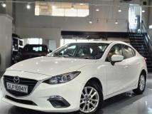 2016 Mazda Axela