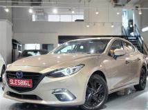 2016 Mazda Axela