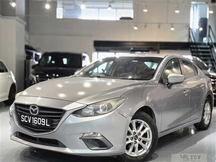 2016 Mazda Axela