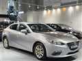 2016 Mazda Axela