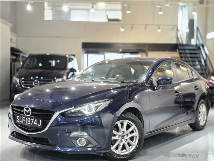 2016 Mazda Axela