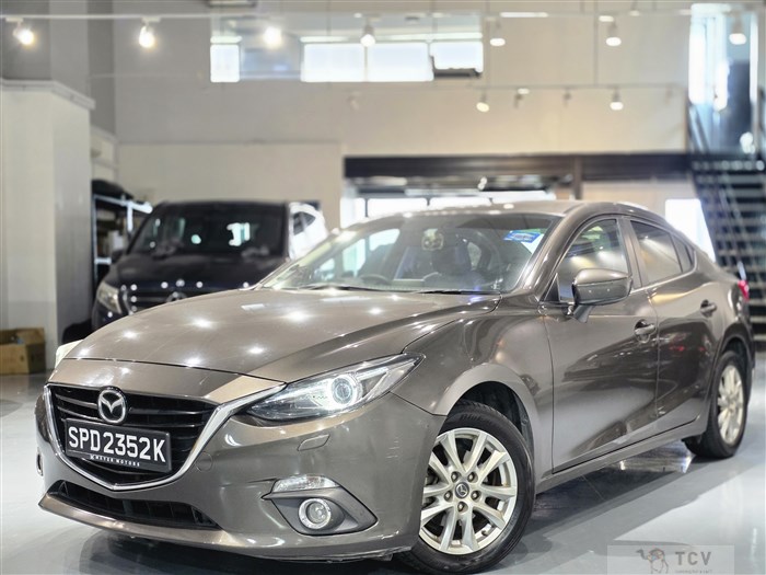 2016 Mazda Axela