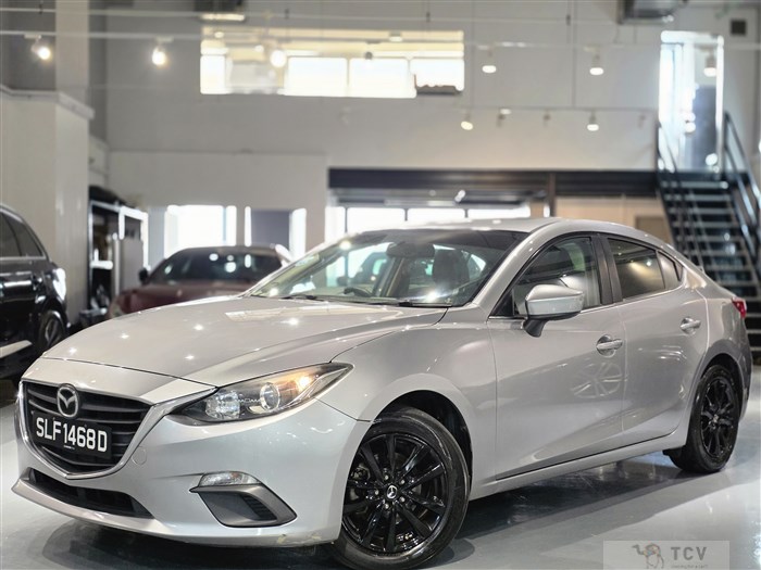 2016 Mazda Axela